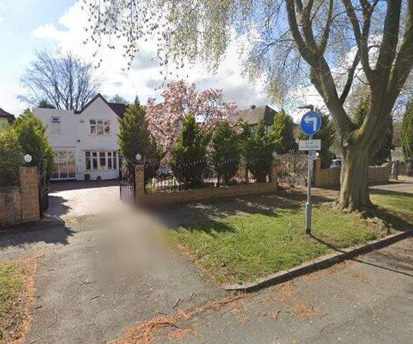 Parking on Wollaton Hall Drive, NG8
