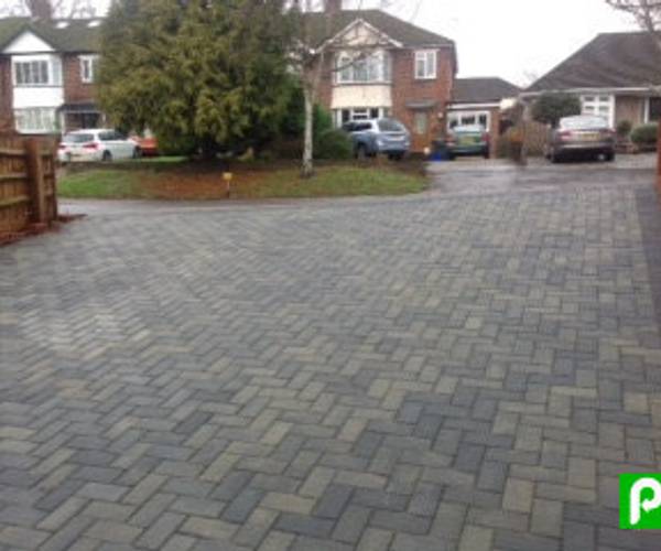 Parking on Centre Drive, CM16