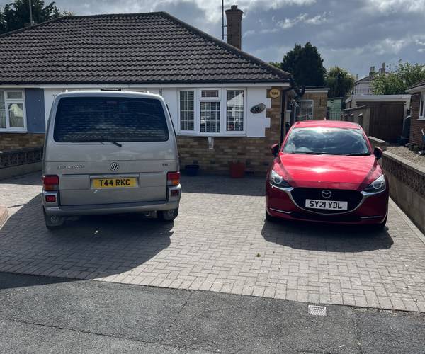Parking on Grimwade Close, GL51