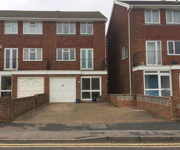 Parking on Slinfold Close, BN2