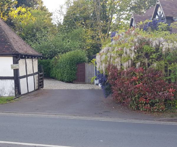 Parking on Fiddlers Green Lane, GL51