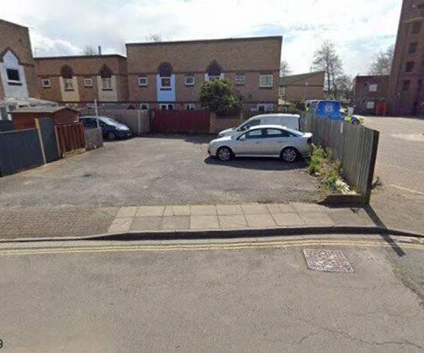 Parking on Froddington Road, PO5