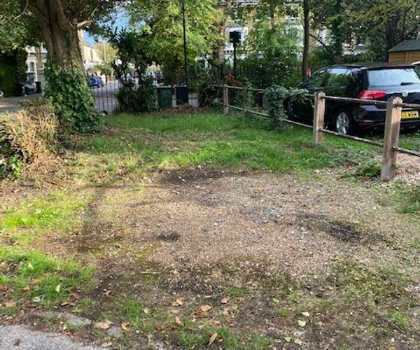 Parking on Josephine Avenue, SW2