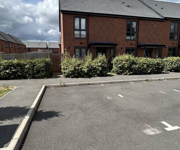 Parking on Renshaw Drive, CV31