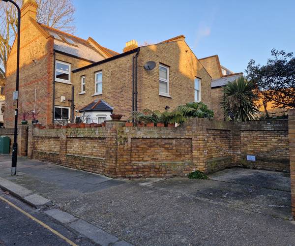 Parking space on Acton Lane W4, W4