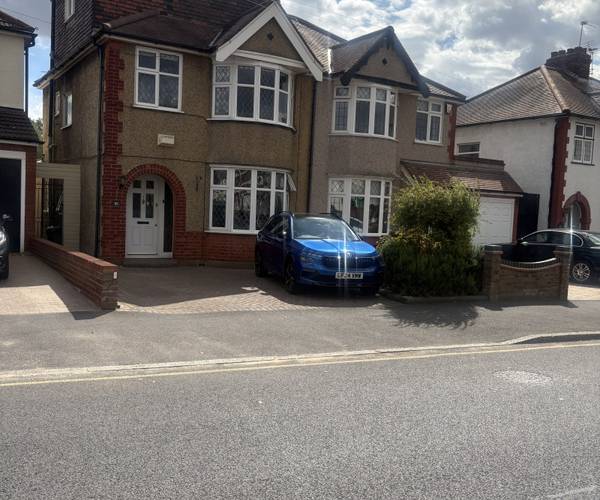 Parking on Kenilworth Gardens, RM12