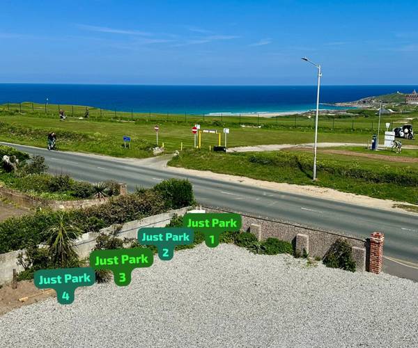 Parking on Pentire Road, TR7