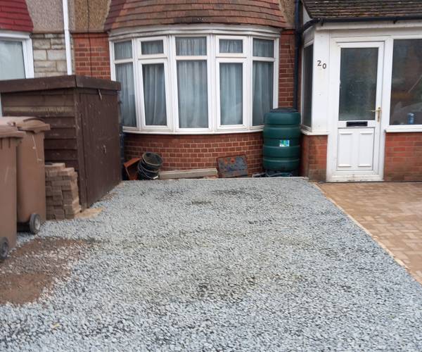 Parking on Osborne Road, LU1