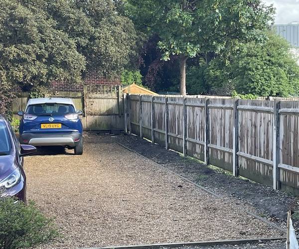 Parking on Holmesdale Road, SE25