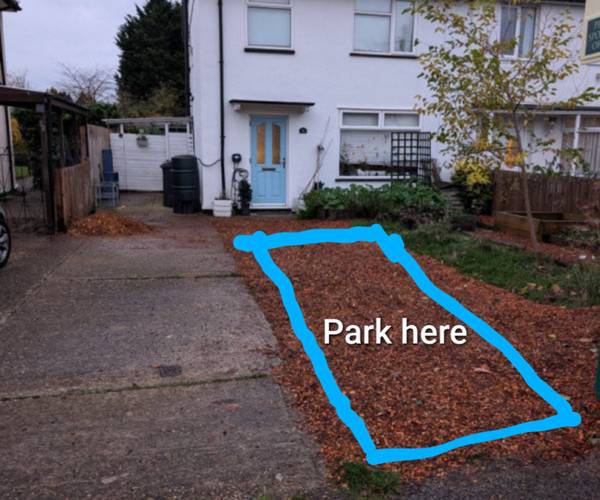 Parking on Fanshawe Road, CB1