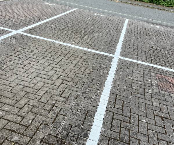 Parking on Howty Close, SK9
