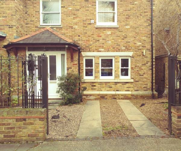 Parking on Branstone Road, TW9
