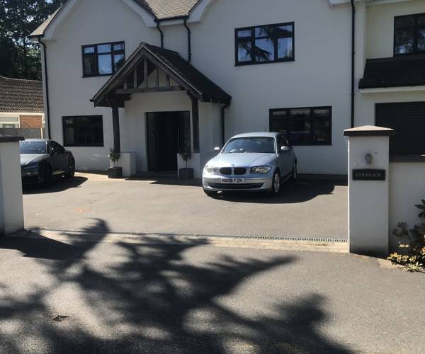 Parking on Horseshoe Lane, GU12