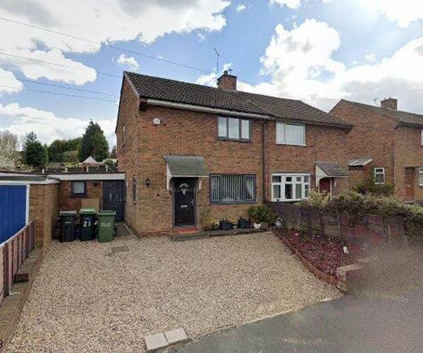 Parking on Tudor Road, B68