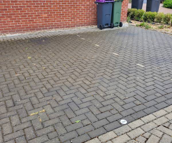 Parking on Alfred Gardens, SS4