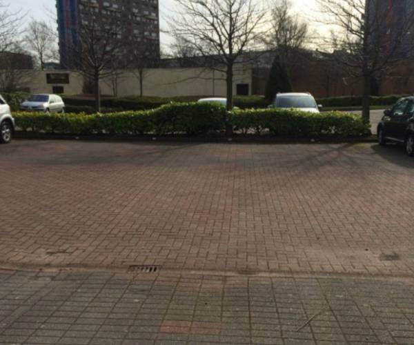 Parking space on Grovepark Gardens, G20