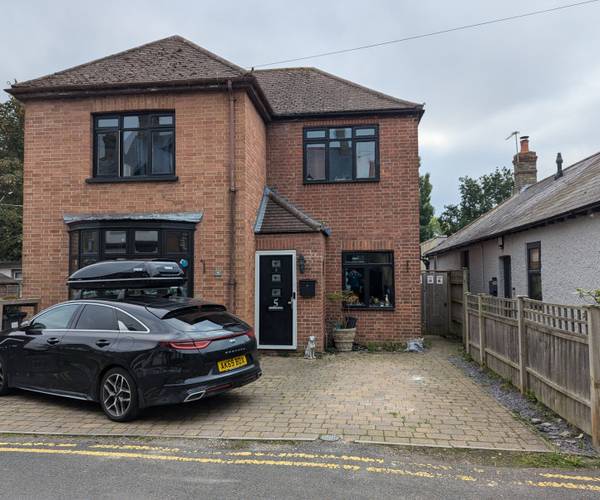 Temple Close, PE29