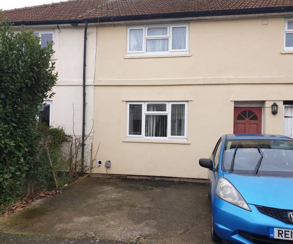 Parking on Swinburne Road, OX4