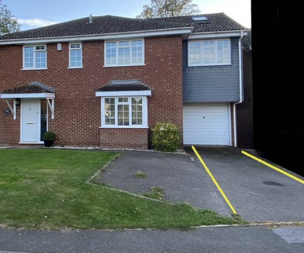 Lichfield Avenue, CT1