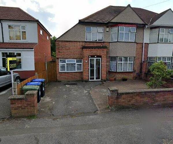 Parking on Norton Road, HA0