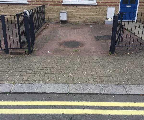 Parking on Herries Street, W10