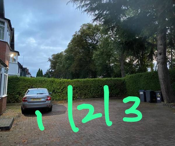 Parking on Bristol Road, B5