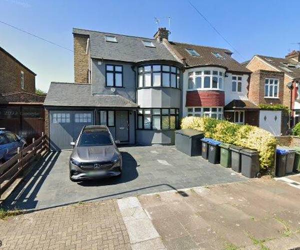 Parking on Herbert Gardens, NW10