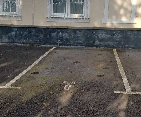 Parking on New North Road, EX4