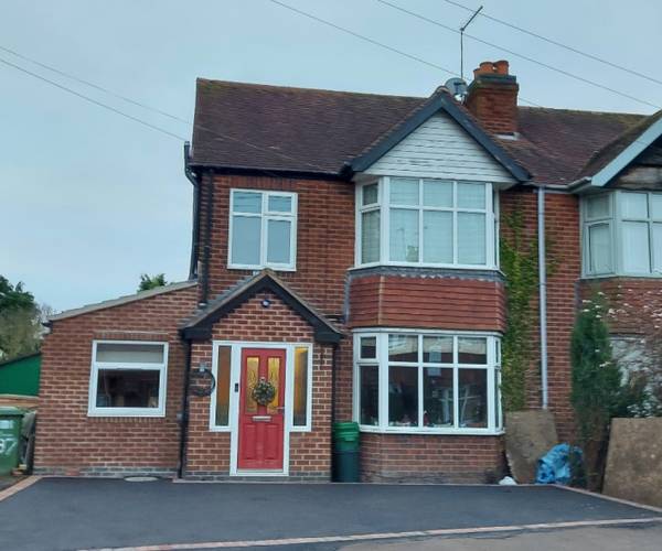 Parking on Barrow Road, CV8