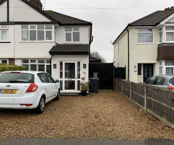Parking on Barton Way, WD3