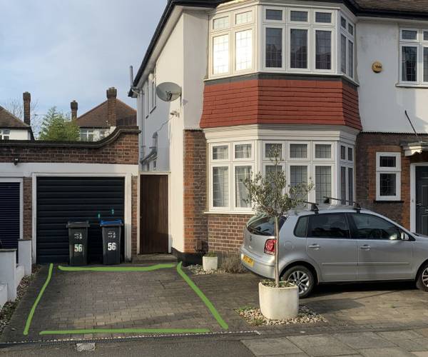 Parking on Alwyne Road, SW19