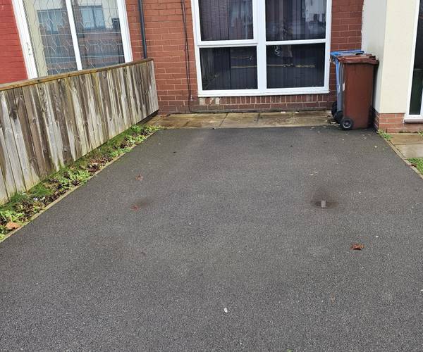Parking on Glenbarry Close, M13