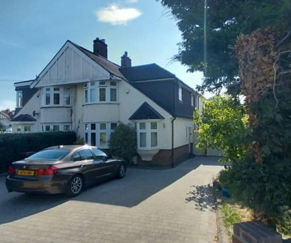 Parking on Cheam Road, KT17