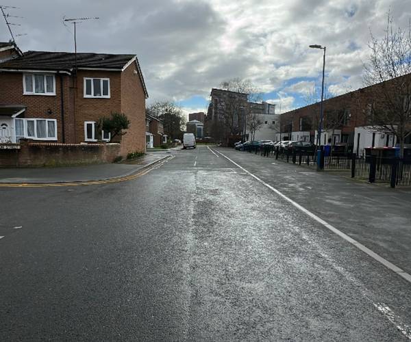 Taylorson Street, M5