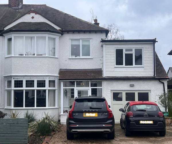 Parking on Draycot Road, E11
