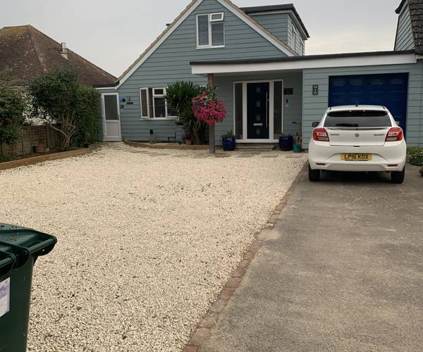 Parking on Peerley Road, PO20