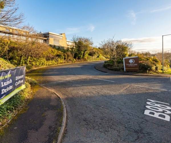 Doubletree Edinburgh Car Park - Queensferry Crossing