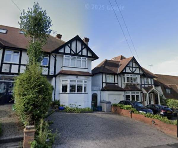 Parking on Woodside Road, IG8