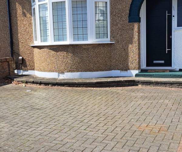 Parking on Bullhead Road, WD6