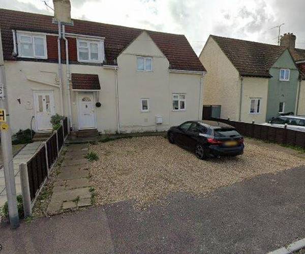 Parking on Haig Avenue, ME7