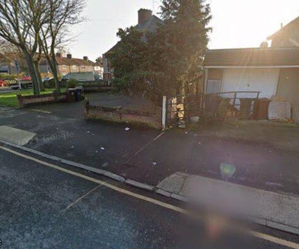 Parking on Raydons Road, RM9