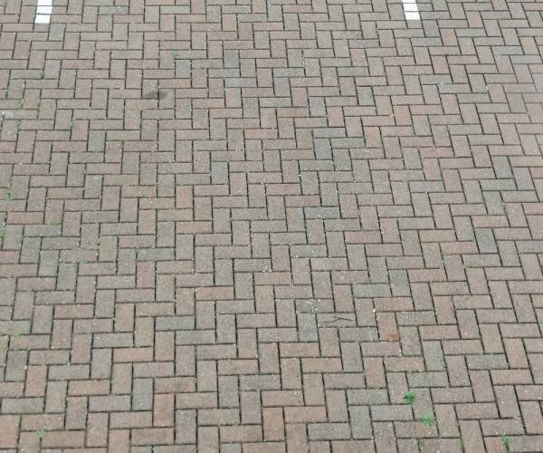 Parking on Commercial Road, RG2