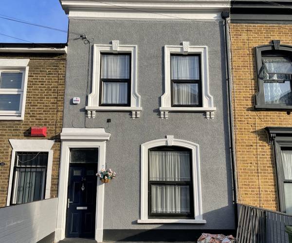 Parking on Gurney Road, E15