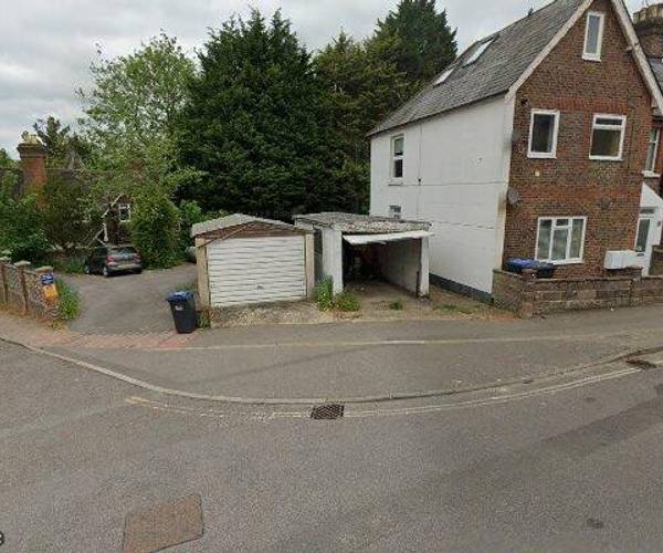 Parking Space on Queens Road, RH19