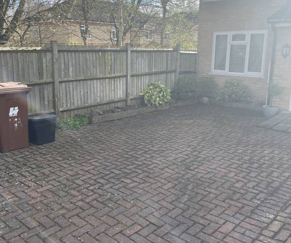 Parking on Gate Close, WD6
