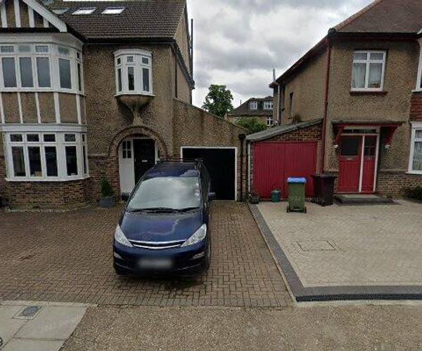 Parking on Poulett Gardens, TW1