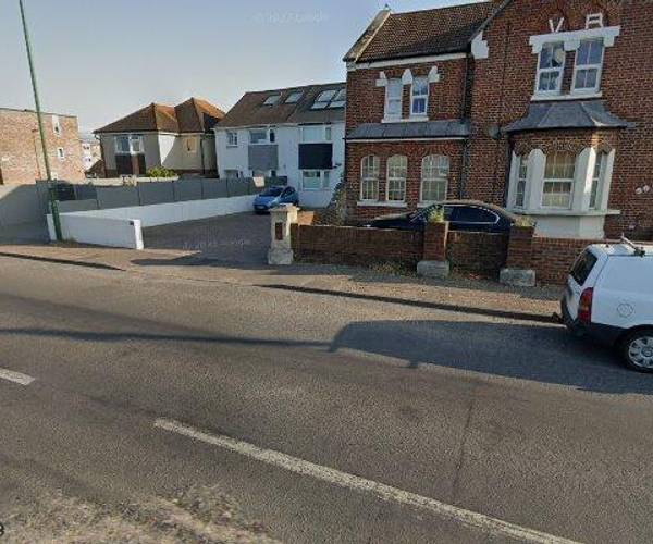Parking on Albion Street, BN42