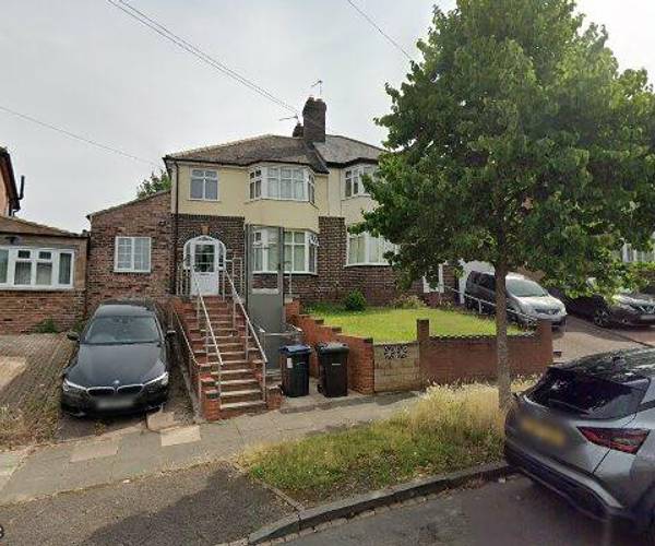 Parking on Ransom Road, B23