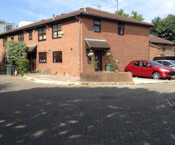 Parking on Ploughmans Close, NW1