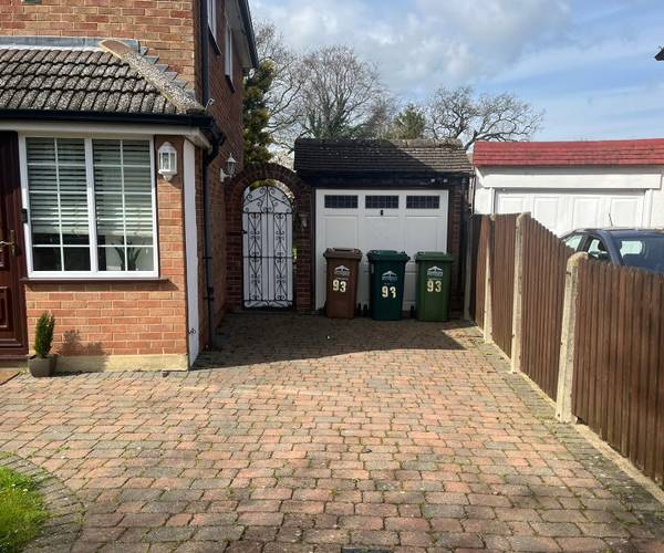Parking on High Street, TW19